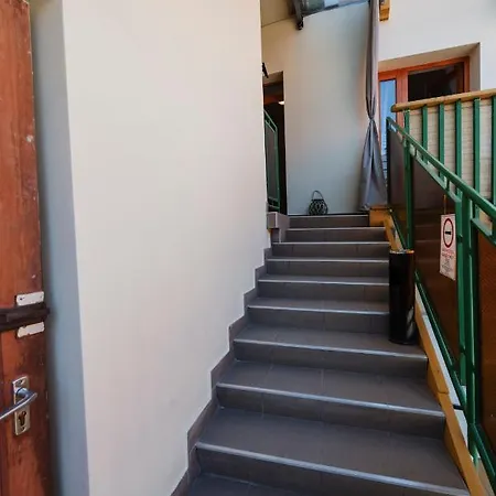 Heart Of Free Parking Apartman Pécs